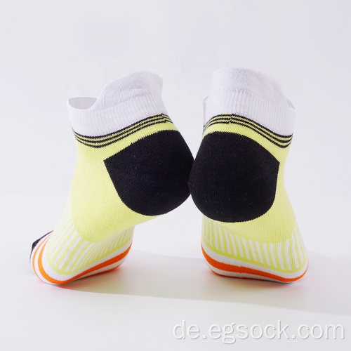 rutschfeste, tief geschnittene Outdoor-Sportsocken